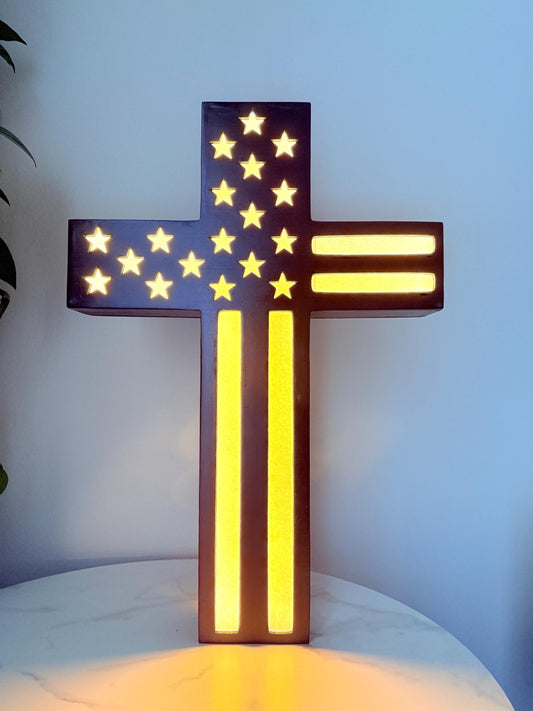 Lighted Patriotic Cross Lamp | American Flag Cross with Electric Glow | Handmade Wooden Faith Decor – Perfect for National Holiday & Memoria