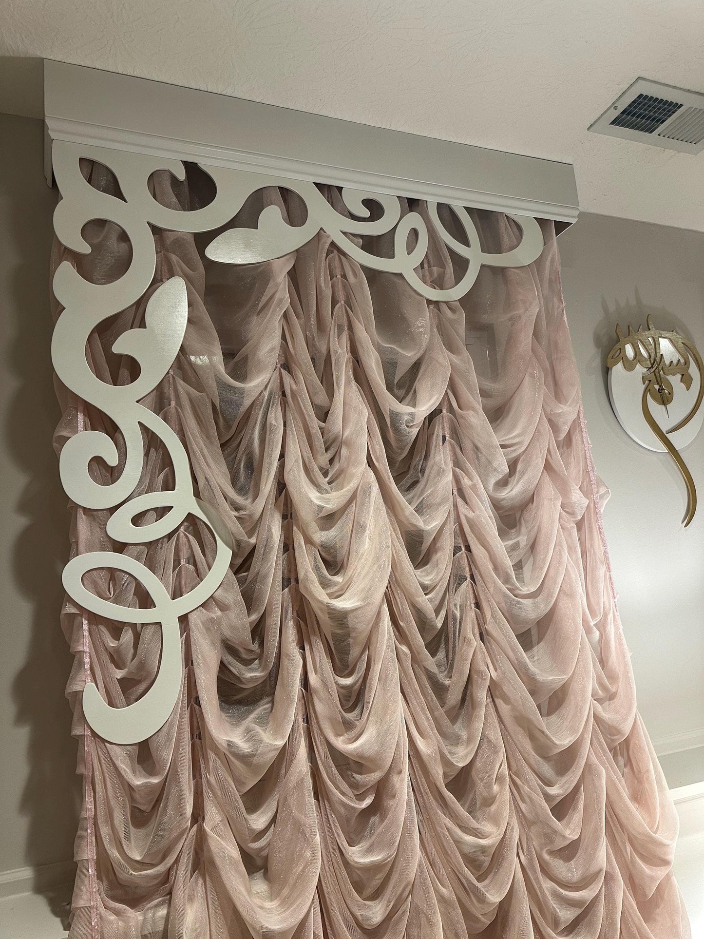 elegant Wooden Curtain panel Decor