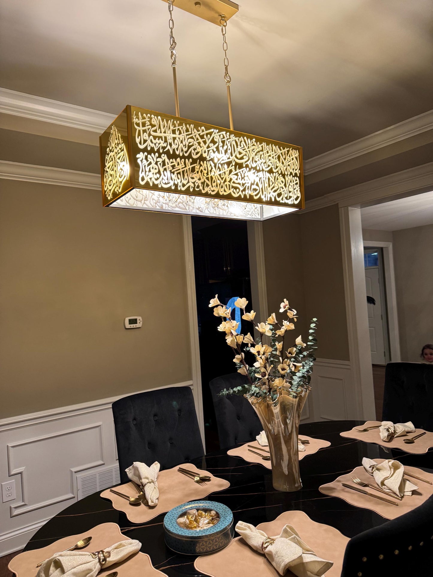 Acrylic Ayat Al-Kursi Chandelier | Islamic Luxury Hanging Light | Arabic Calligraphy Ceiling Lamp