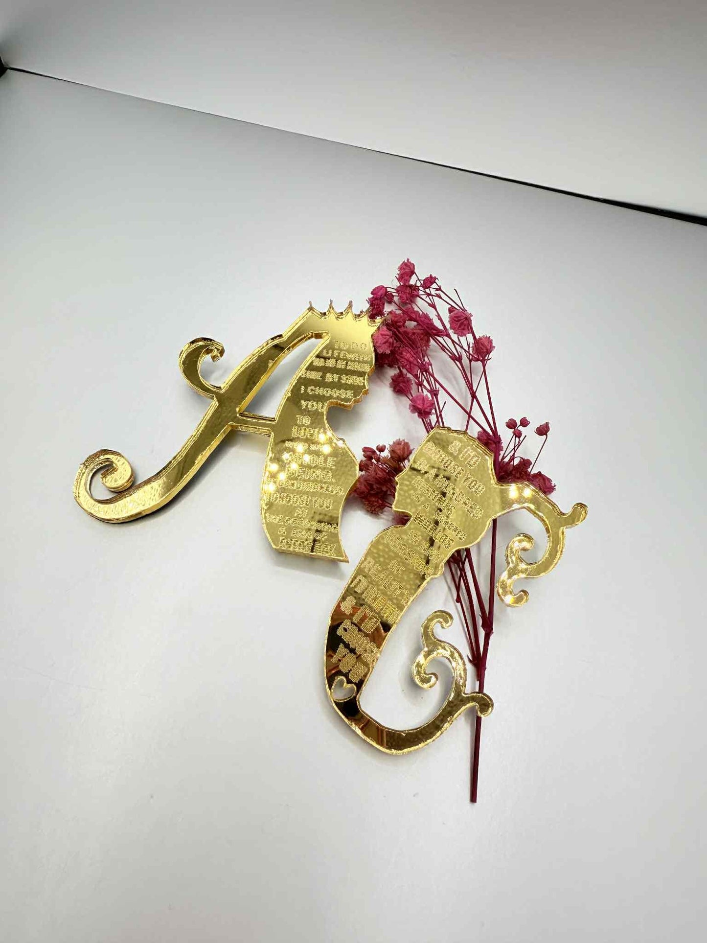 Custom Wedding Brooch Set | Acrylic Bride & Groom Silhouette Pins | Personalized Couple Gift | Engraved Initial Brooches