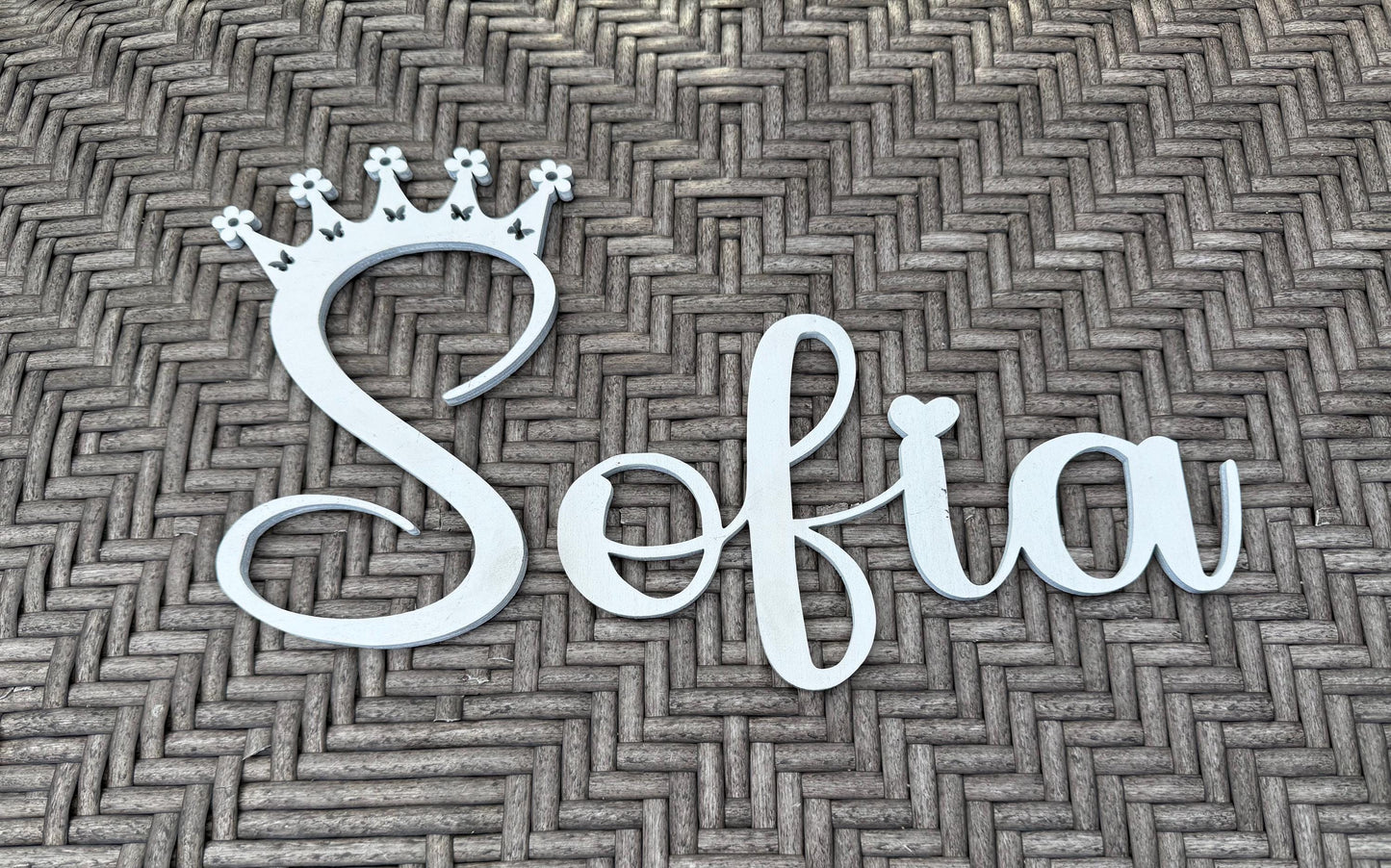 Custom Wooden Name Sign with Crown – Painted Nursery Wall Décor – Personalized Baby Shower Gift – Free Shipping