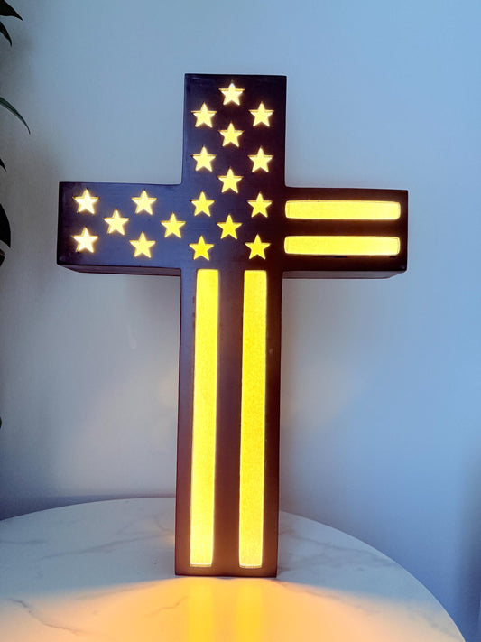 Lighted Patriotic Cross Lamp | American Flag Cross with Electric Glow | Handmade Wooden Faith Decor – Perfect for National Holiday & Memoria