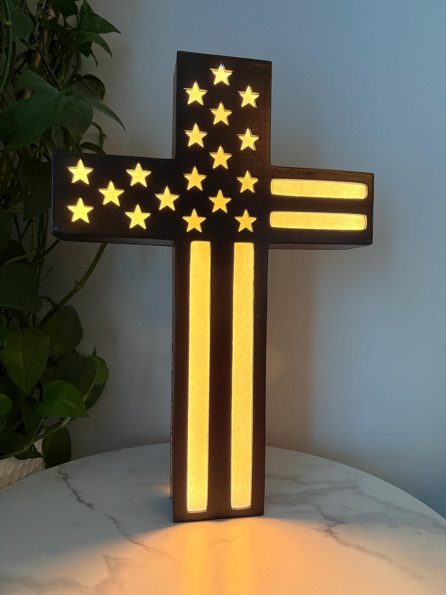 Lighted Patriotic Cross Lamp | American Flag Cross with Electric Glow | Handmade Wooden Faith Decor – Perfect for National Holiday & Memoria