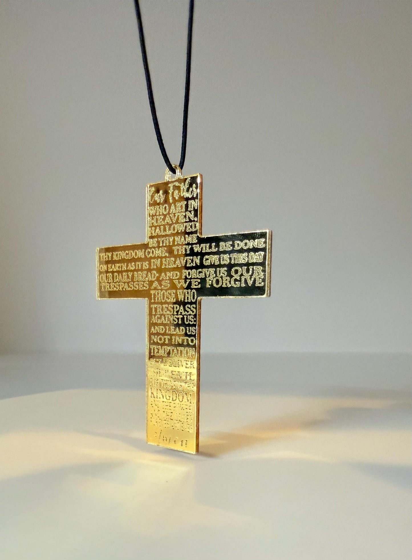 Prayer Cross Medallion – Handmade Keepsake with Engraved Prayer, Elegant Christian Gift