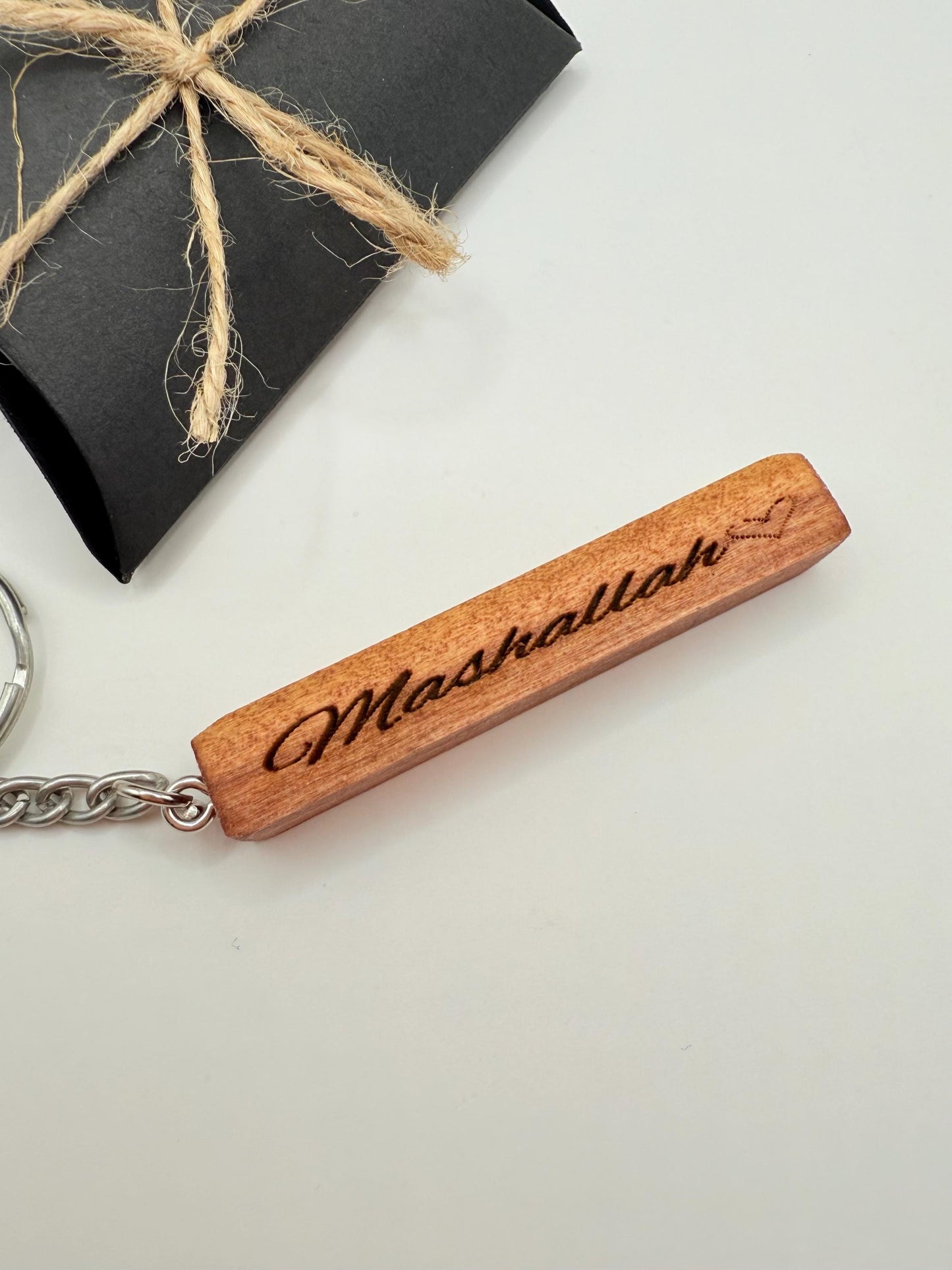 Personalized Double-Sided Wooden Keychain – Arabic & English Prayers – Islamic Quotes – Custom Laser Engraved Gift for Him or Her