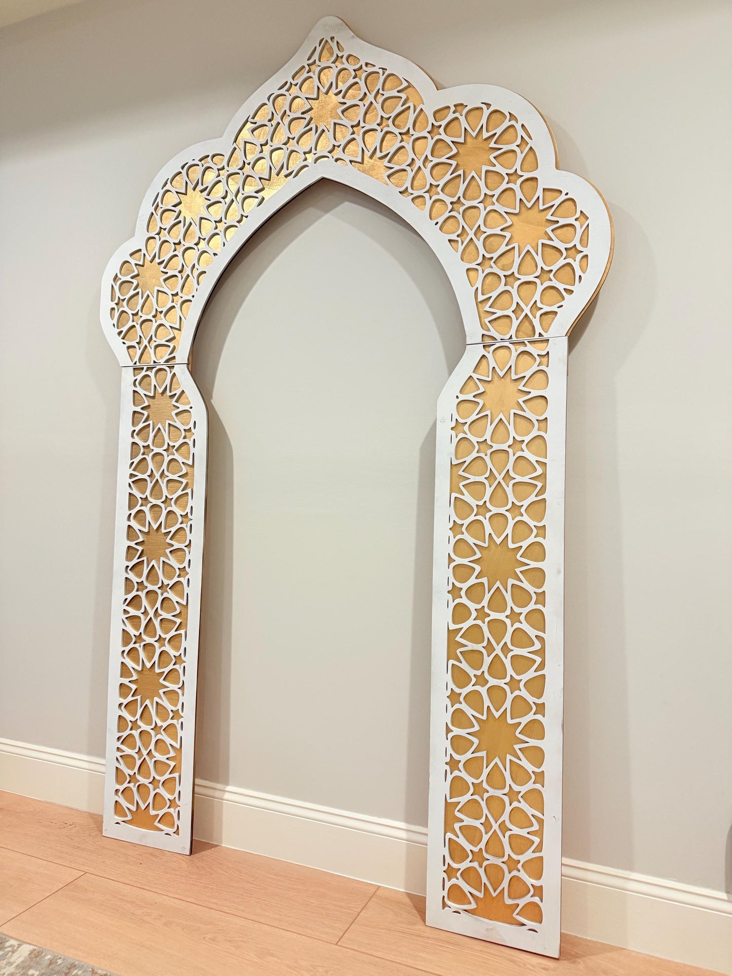 Luxury Islamic Arch Wall Decor – 3 Piece Modular Mihrab Design – Architectural Arabic Geometric Wall Art – Premium Muslim Home Decor