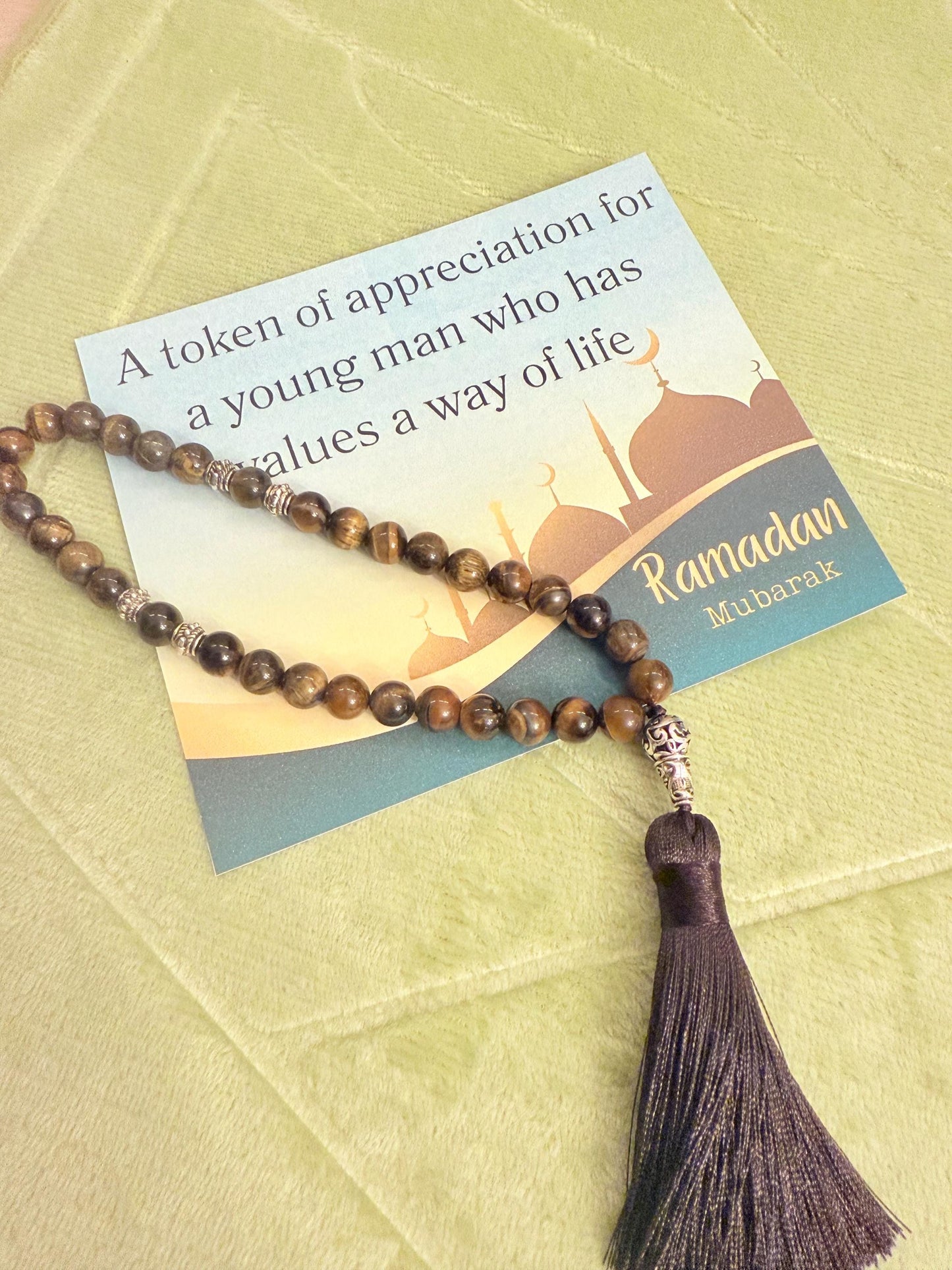 Salah is the Key to Jannah – Men’s Prayer Gift Box | Islamic Gift for Him | Prayer Mat, Tiger Eye Tasbih | Ramadan & Eid Gift