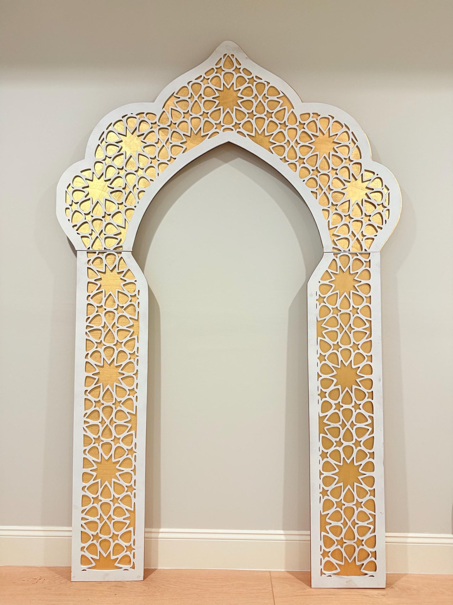 Luxury Islamic Arch Wall Decor – 3 Piece Modular Mihrab Design – Architectural Arabic Geometric Wall Art – Premium Muslim Home Decor